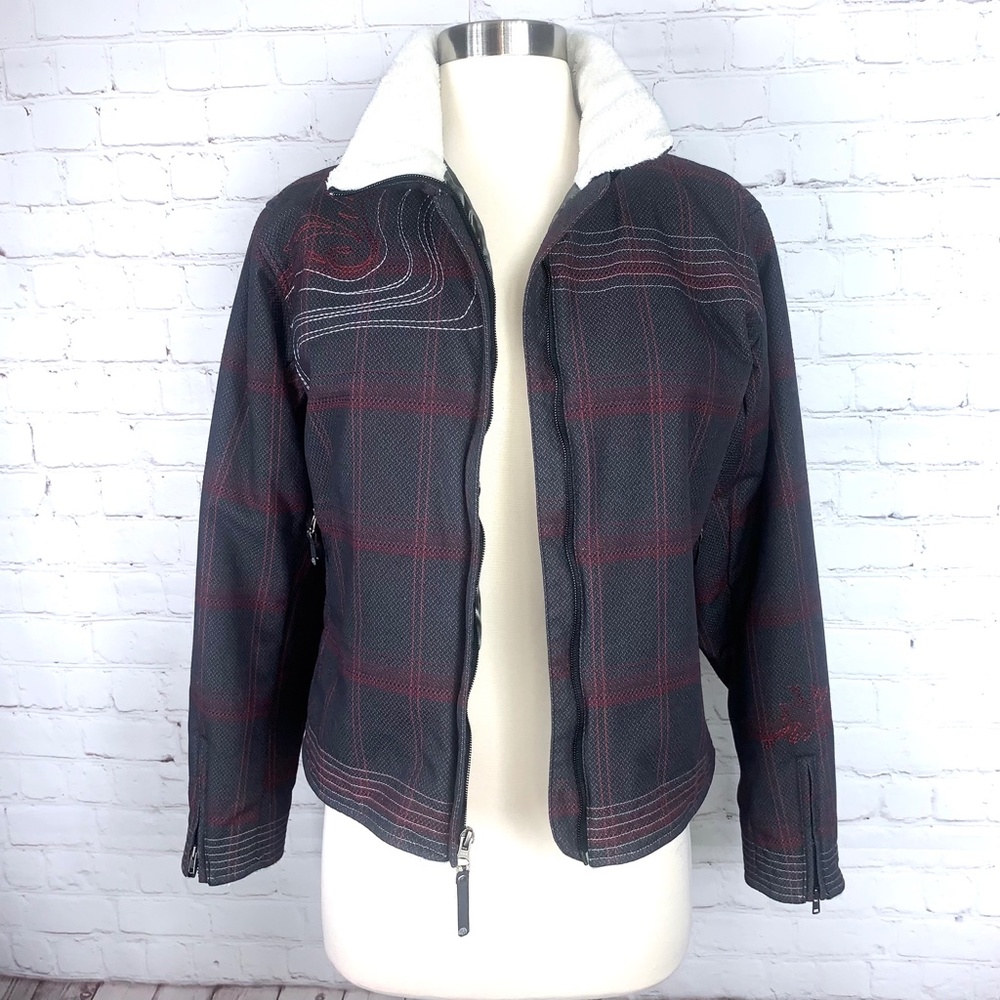 Like New |•MOUNTAIN HARDWEAR•| Commotion Retro Motion Snowboard Jacket - Picture 12 of 16